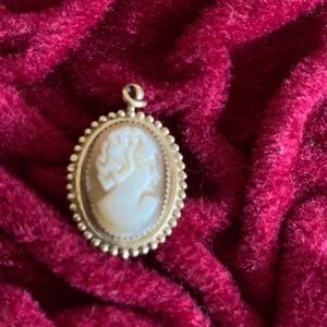 Gold Cameo Pendant